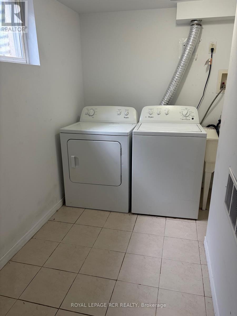 41 TOWN HOUSE CRESCENT - 8