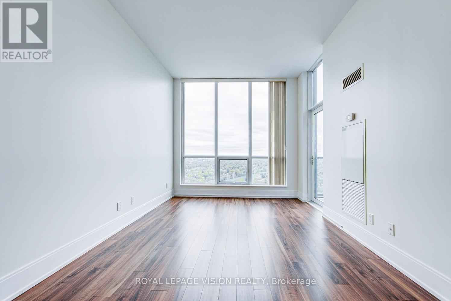 #PH5 15 VIKING LANE - 21