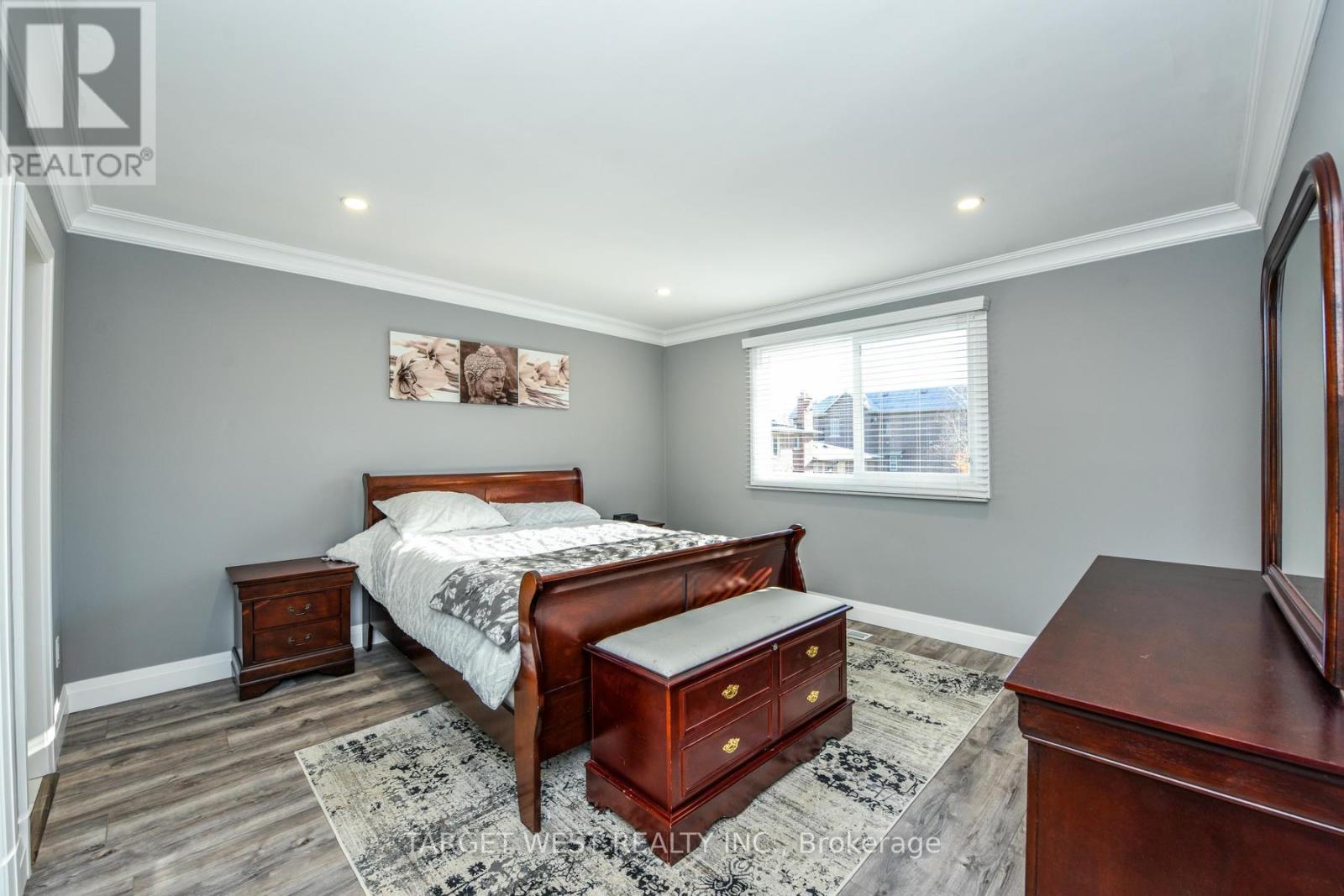 1443 SAGINAW CRESCENT - 29