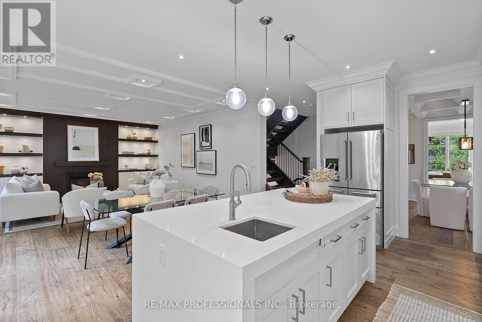 146 THOMPSON AVENUE - 10