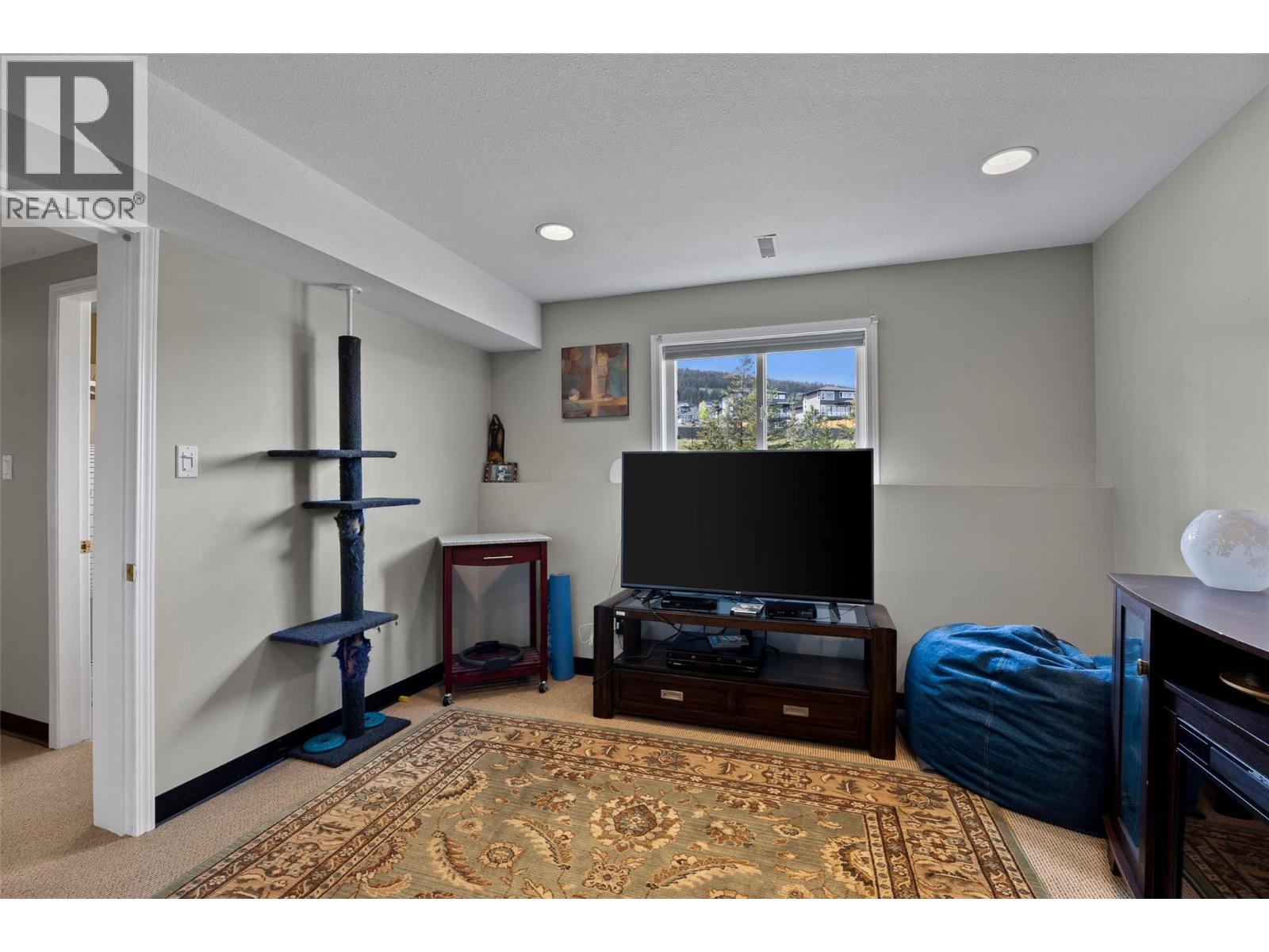 2010 MUIRFIELD Road, Kamloops