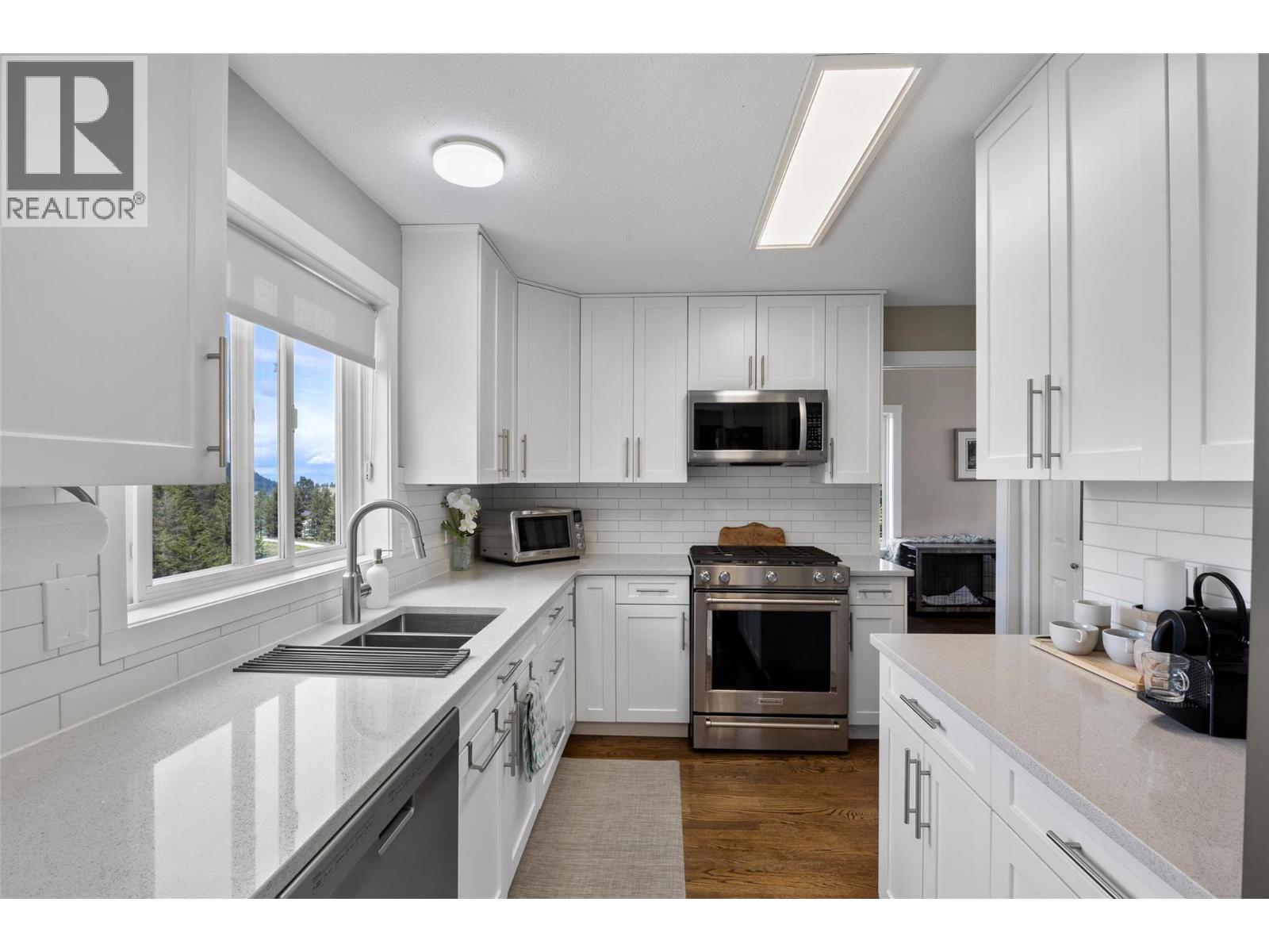 2010 MUIRFIELD Road, Kamloops
