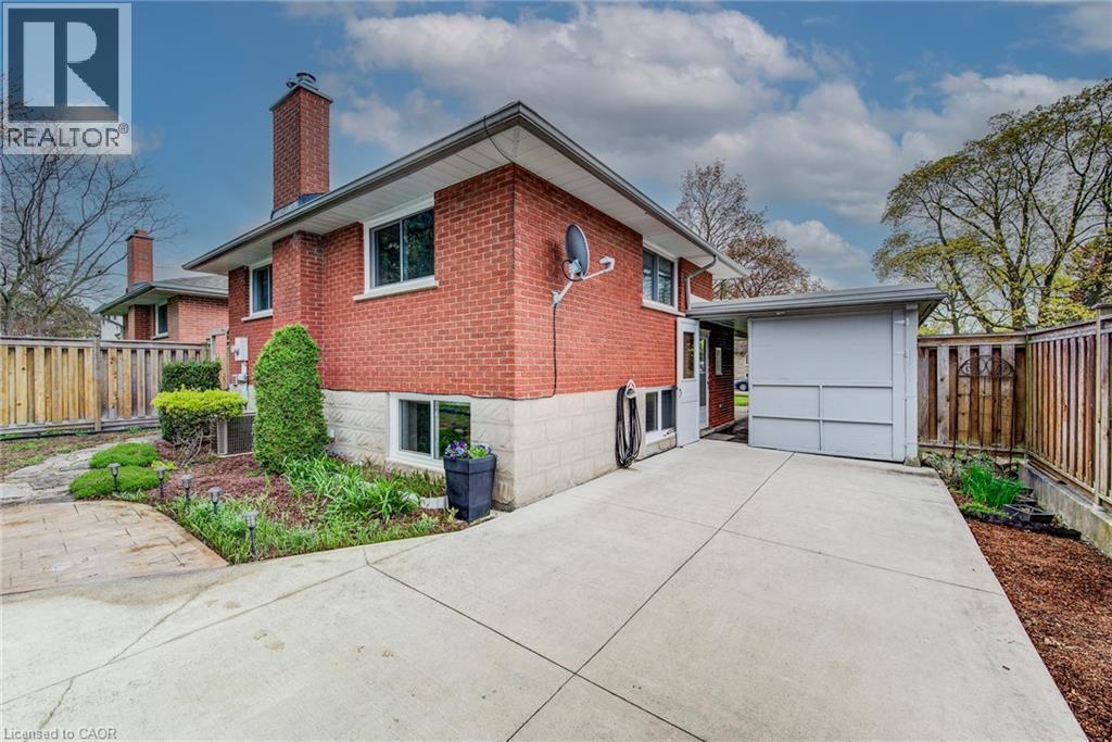 18 QUEENSTON Crescent - 38