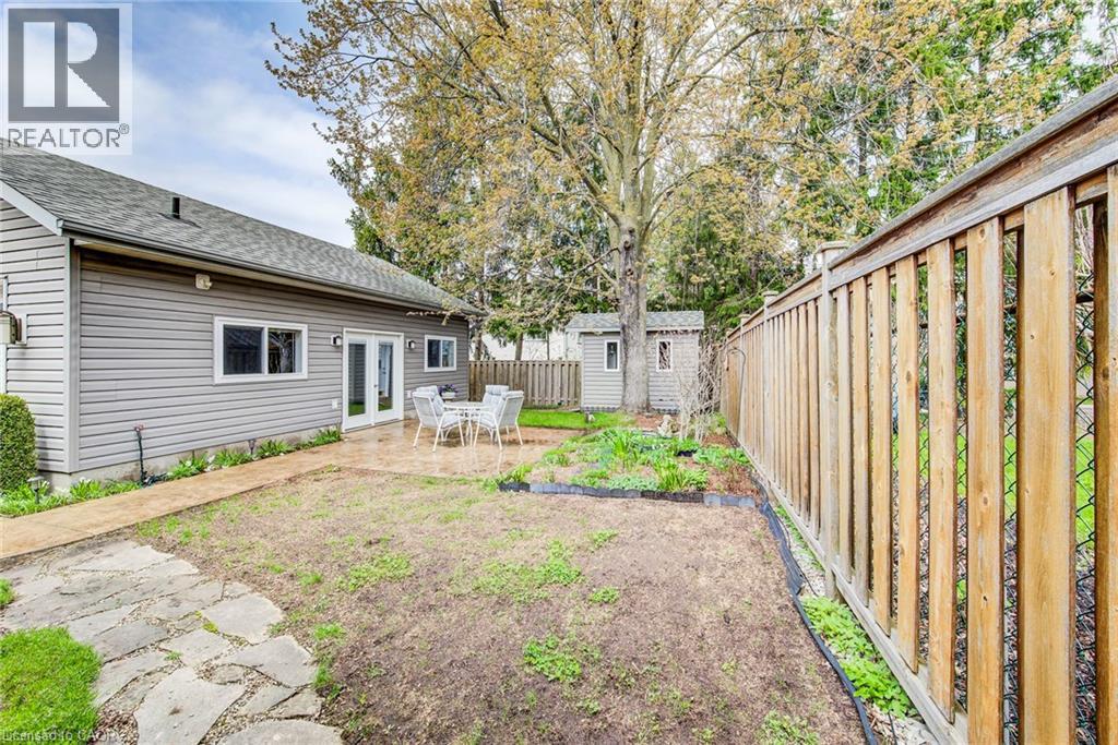 18 QUEENSTON Crescent - 32