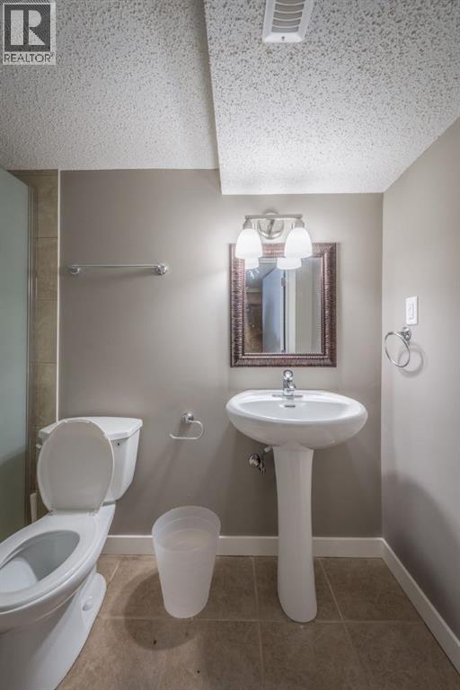 206 15 Avenue NE - 13
