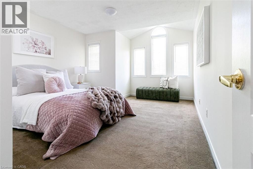 97 PEACHWOOD Crescent, Hamilton, Ontario, L8E5Z7 — Photo 9