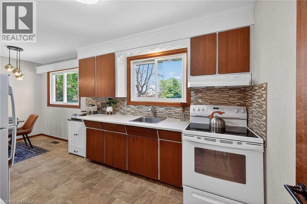 15 TRANQUILITY Street, Brantford, Ontario, N3R3H6 — Photo 7