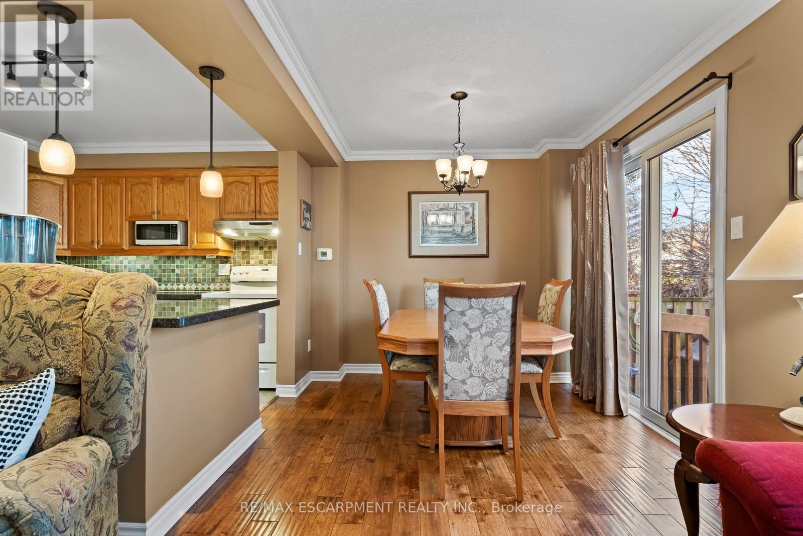 #16 79 BRAEHEID AVENUE - 15