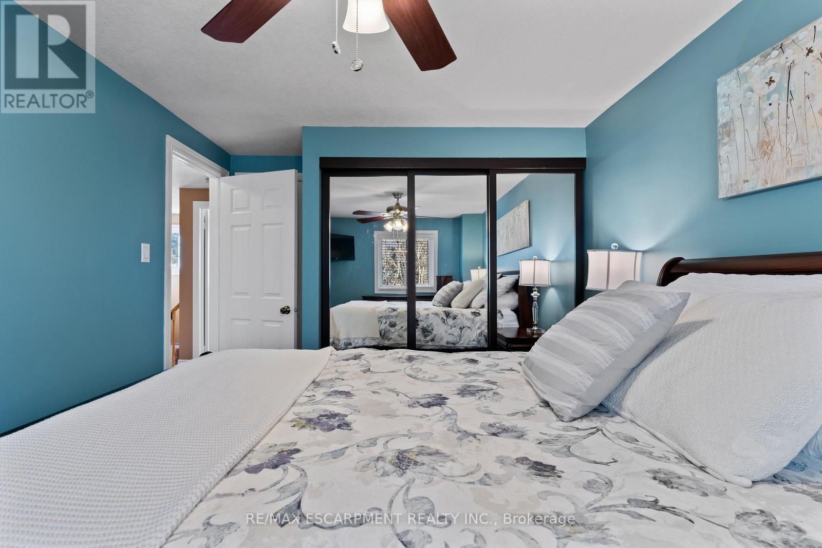 #16 79 BRAEHEID AVENUE - 23