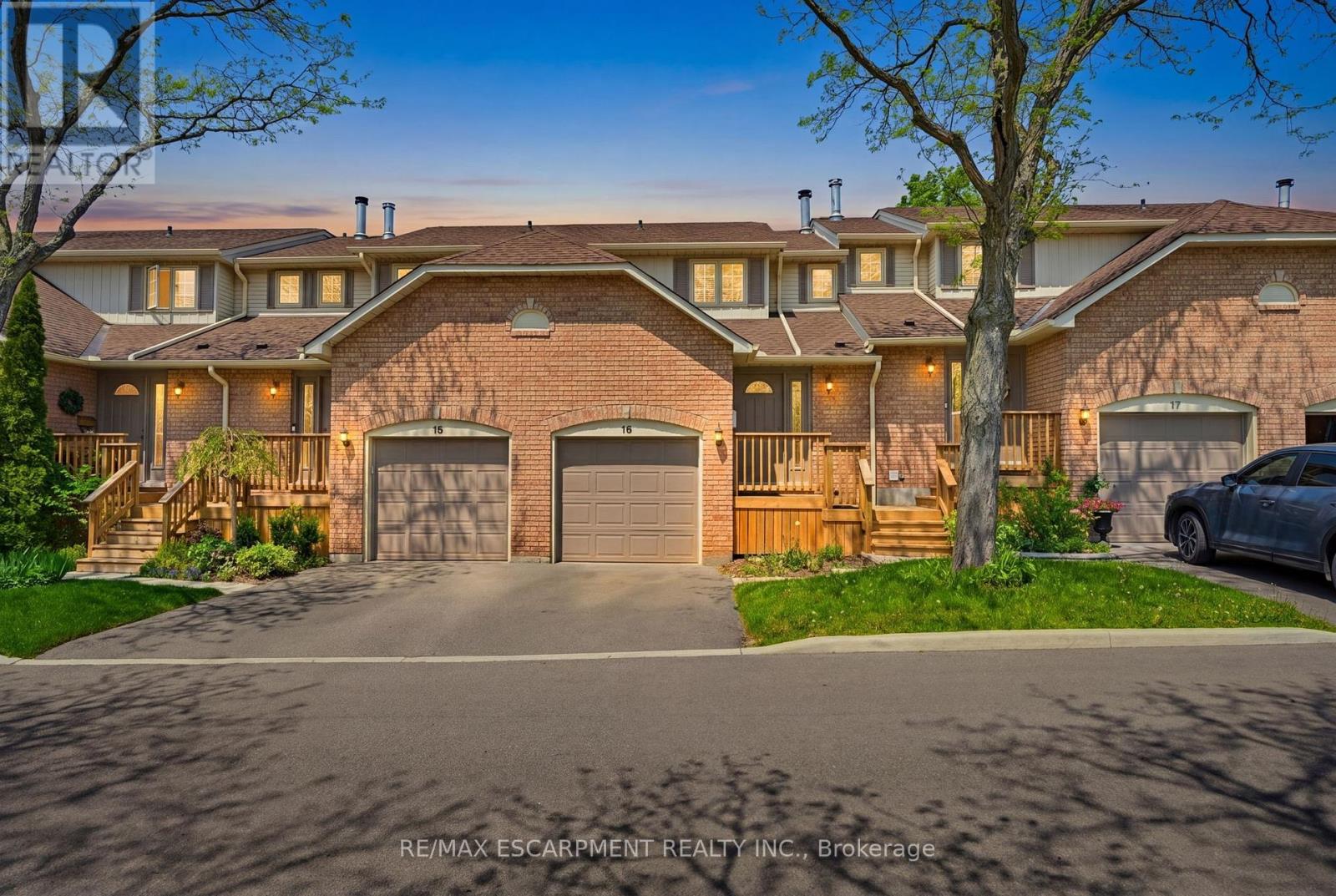#16 79 BRAEHEID AVENUE - 4
