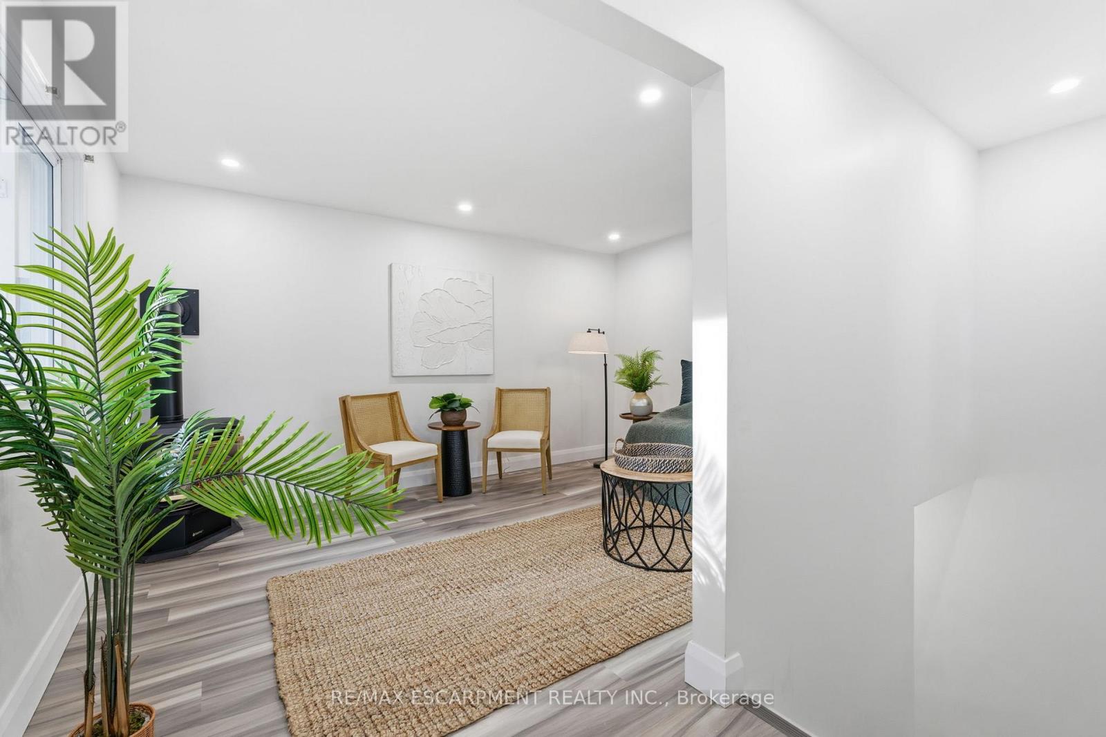 53 LIVINGSTON AVENUE - 30