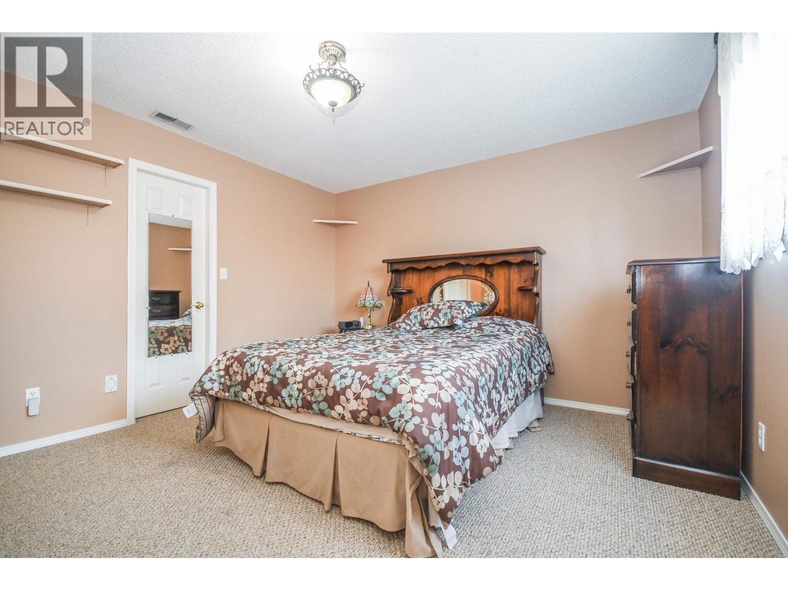 2794 ST ANNE AVENUE - 36