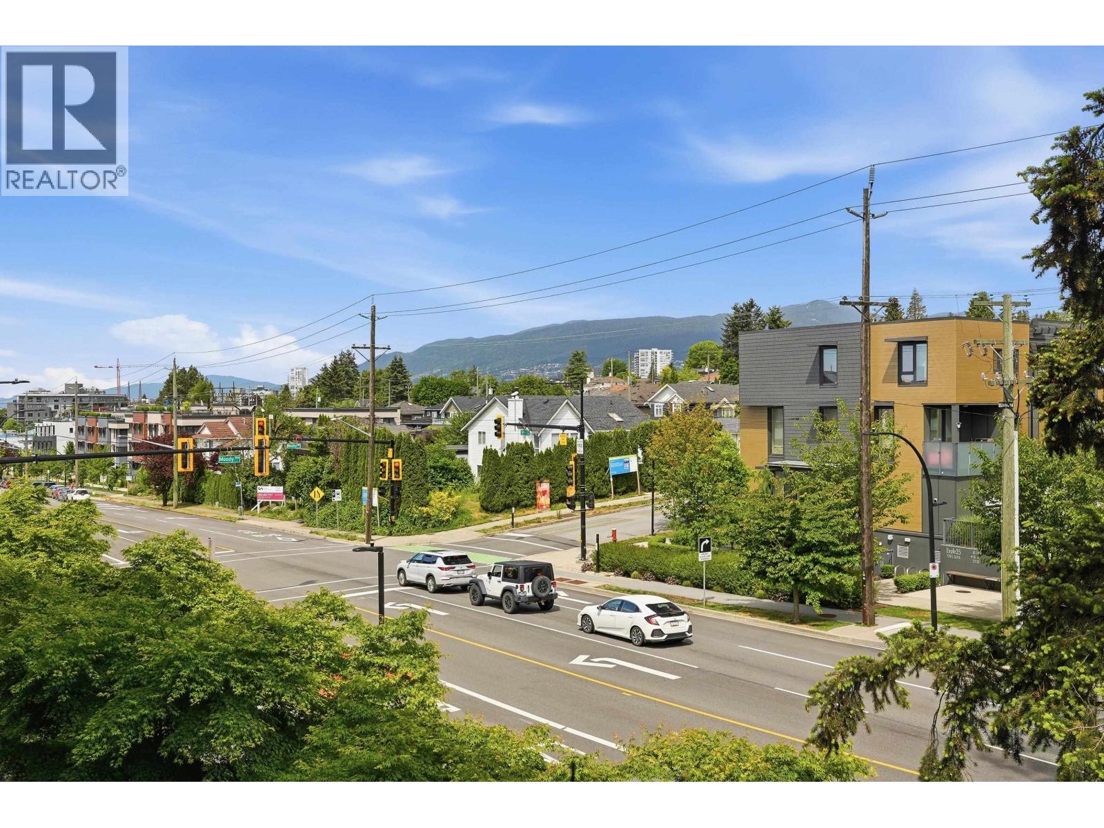 311 707 E 3RD STREET, North Vancouver