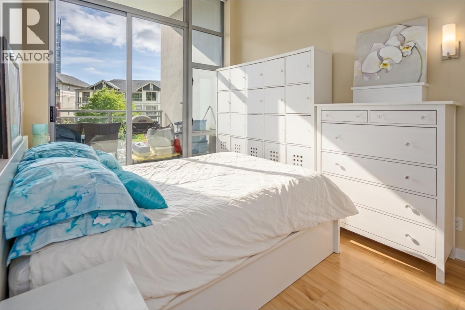 301 280 ROSS DRIVE, New Westminster