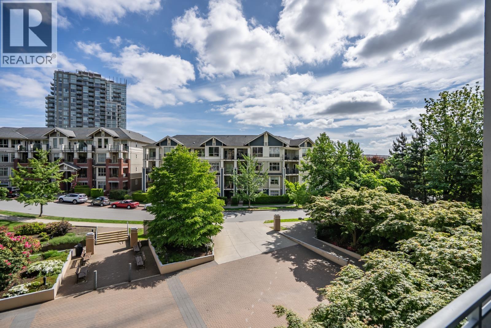 301 280 ROSS DRIVE, New Westminster