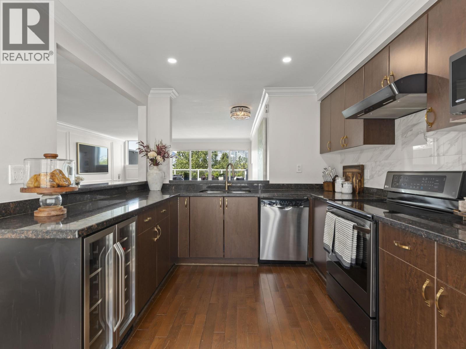 2218 SPRUCE STREET, Vancouver