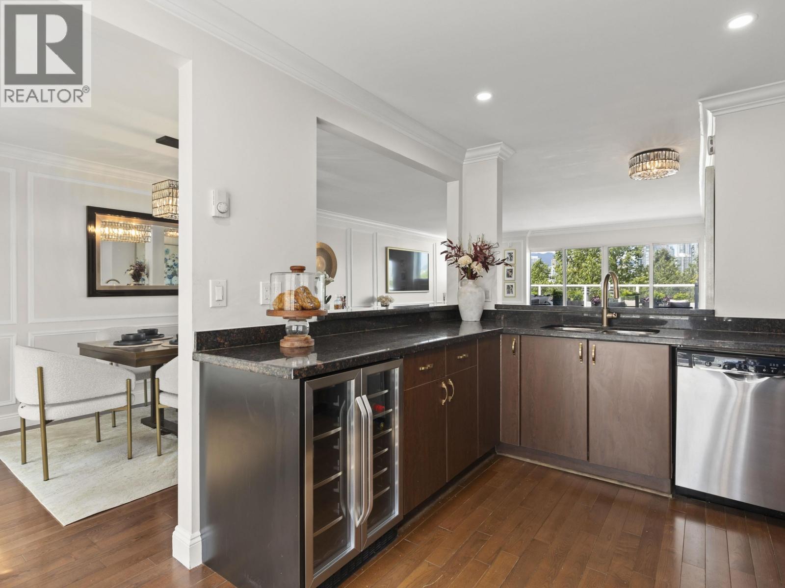 2218 SPRUCE STREET, Vancouver