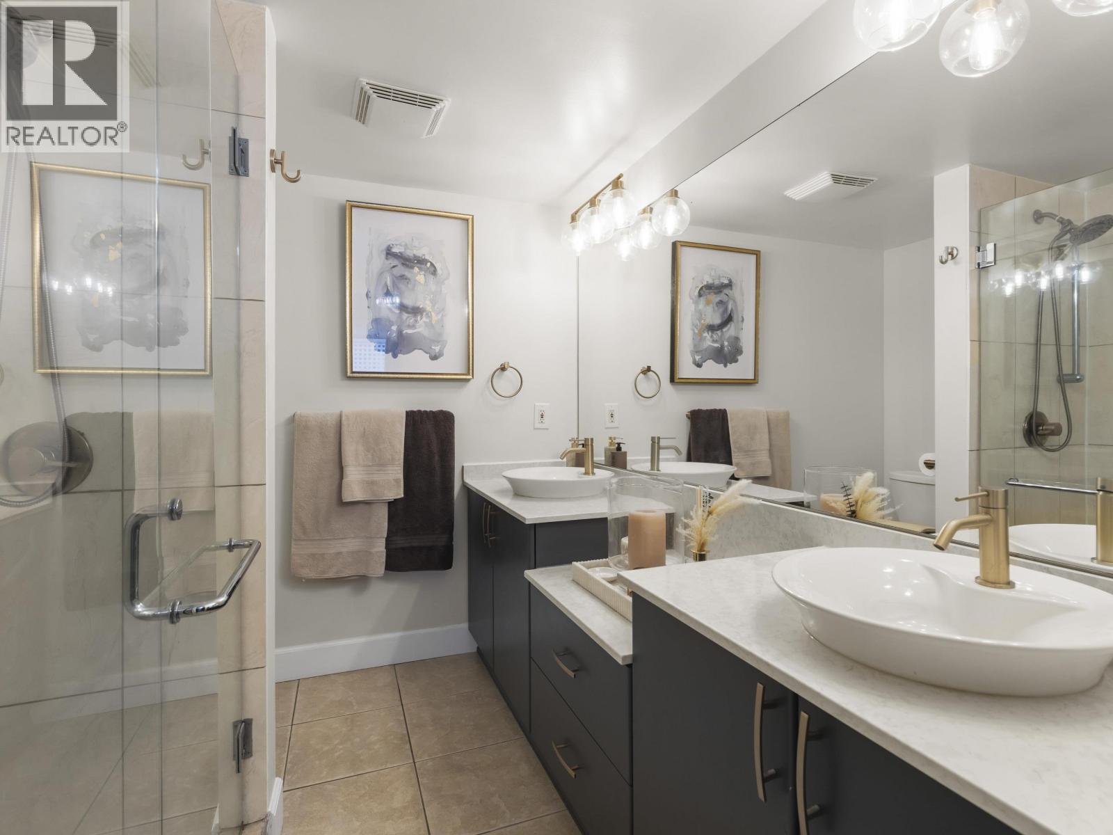 2218 SPRUCE STREET, Vancouver