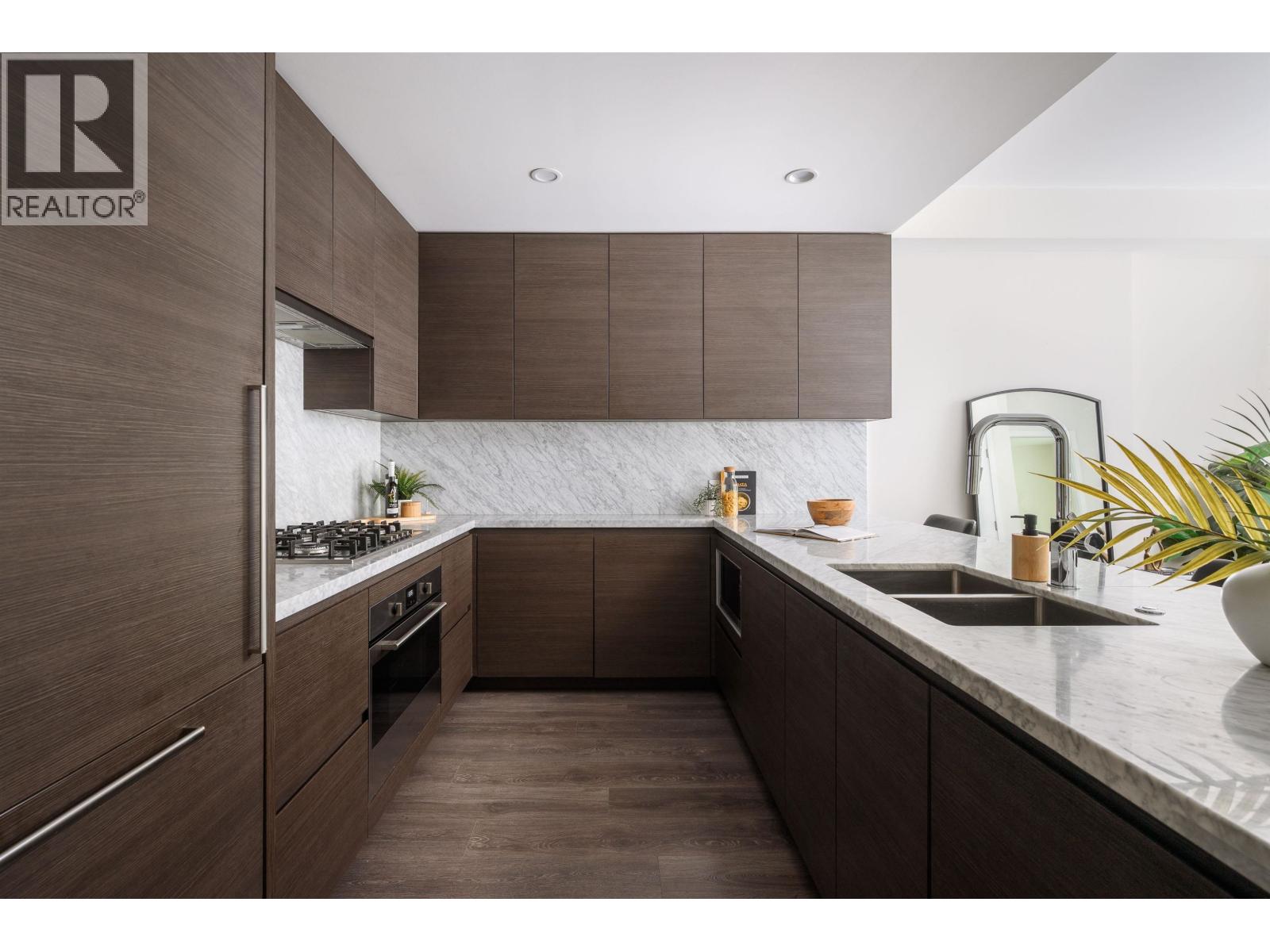 306 308 MORRISSEY ROAD, Port Moody