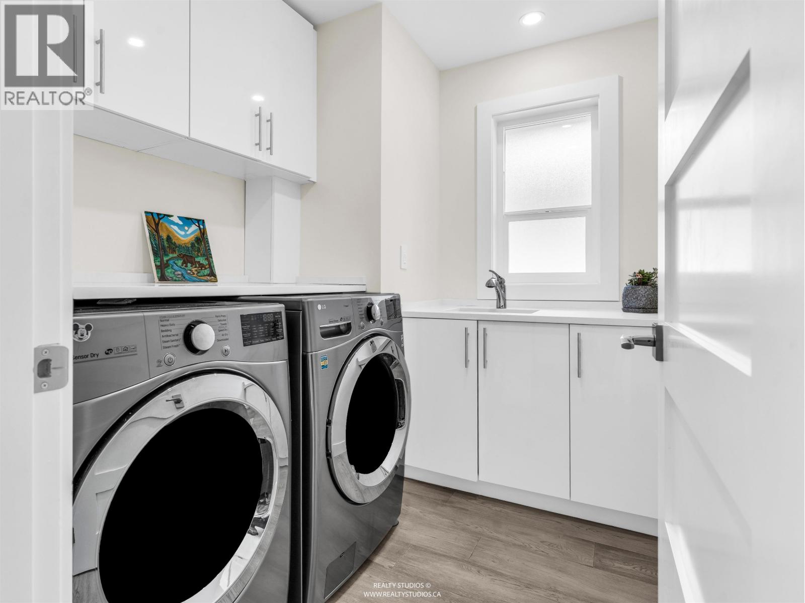 409 W KEITH ROAD, North Vancouver