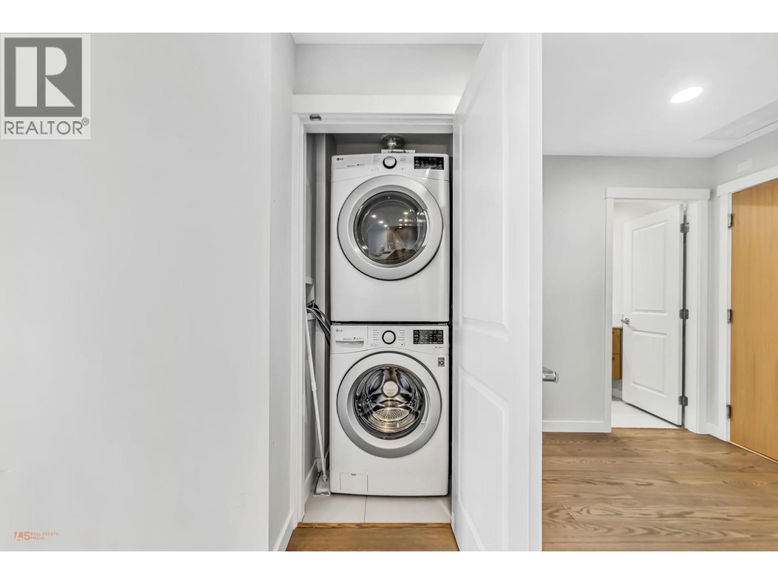 1203 3533 ROSS DRIVE, Vancouver