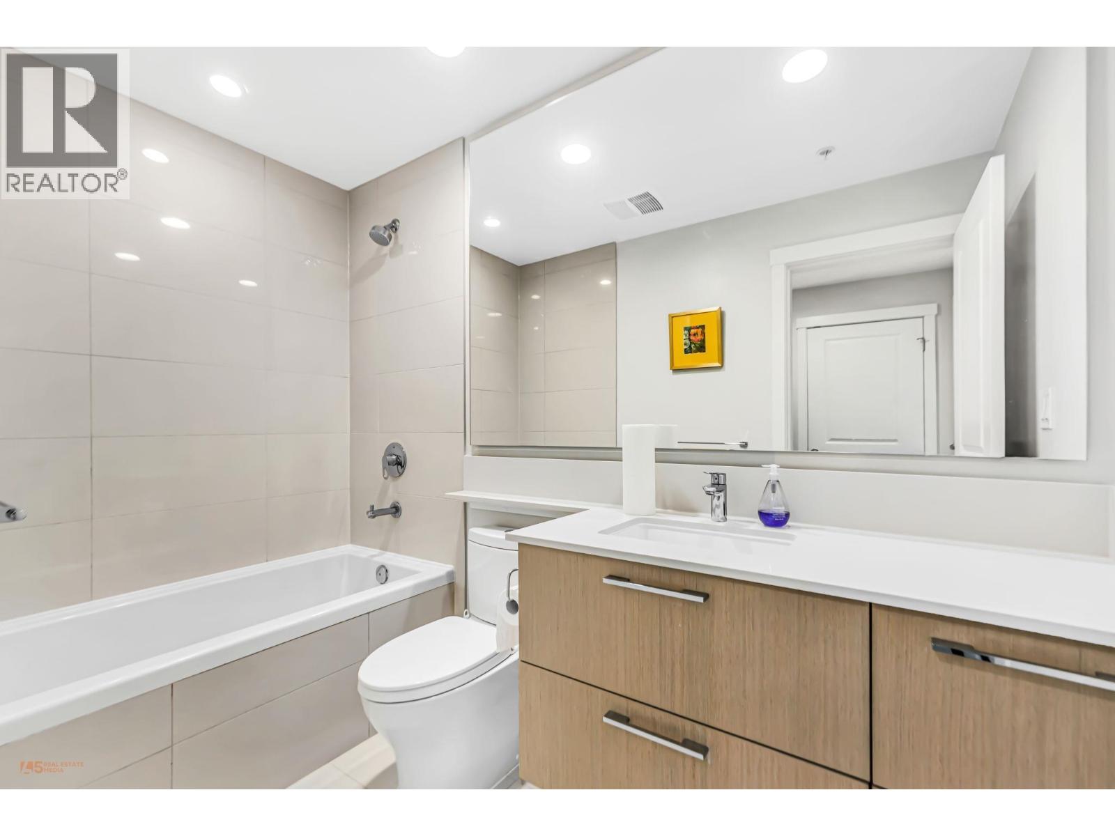 1203 3533 ROSS DRIVE, Vancouver