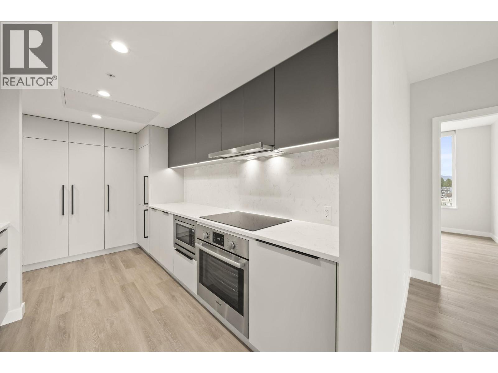 1204 567 EMERSON STREET, Coquitlam