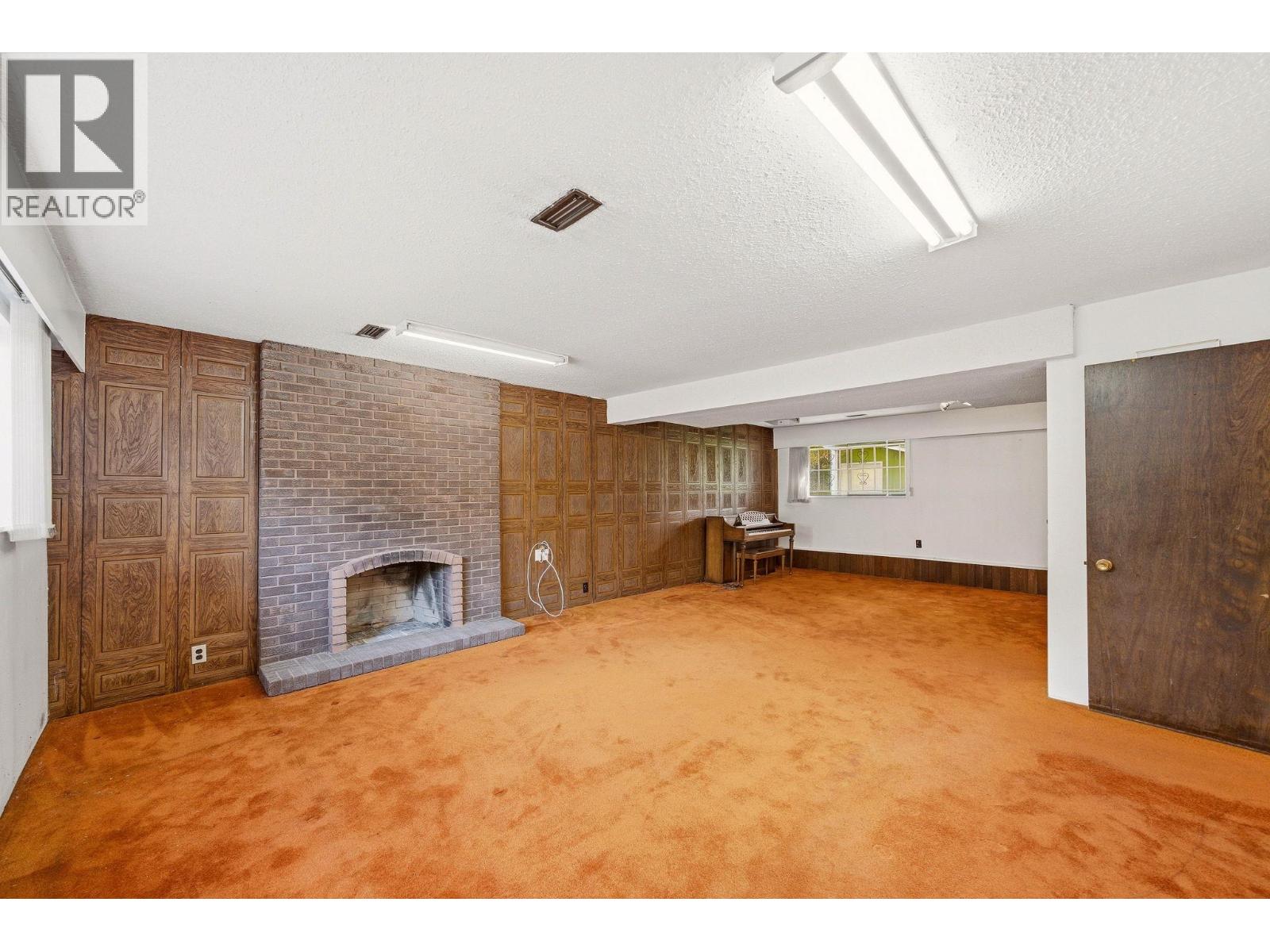 5180 SPRINGDALE COURT, Burnaby