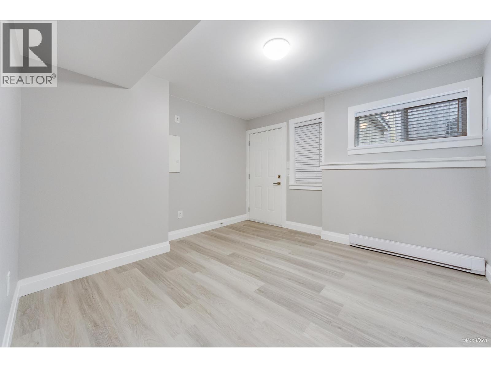 106 WARRICK STREET, Coquitlam