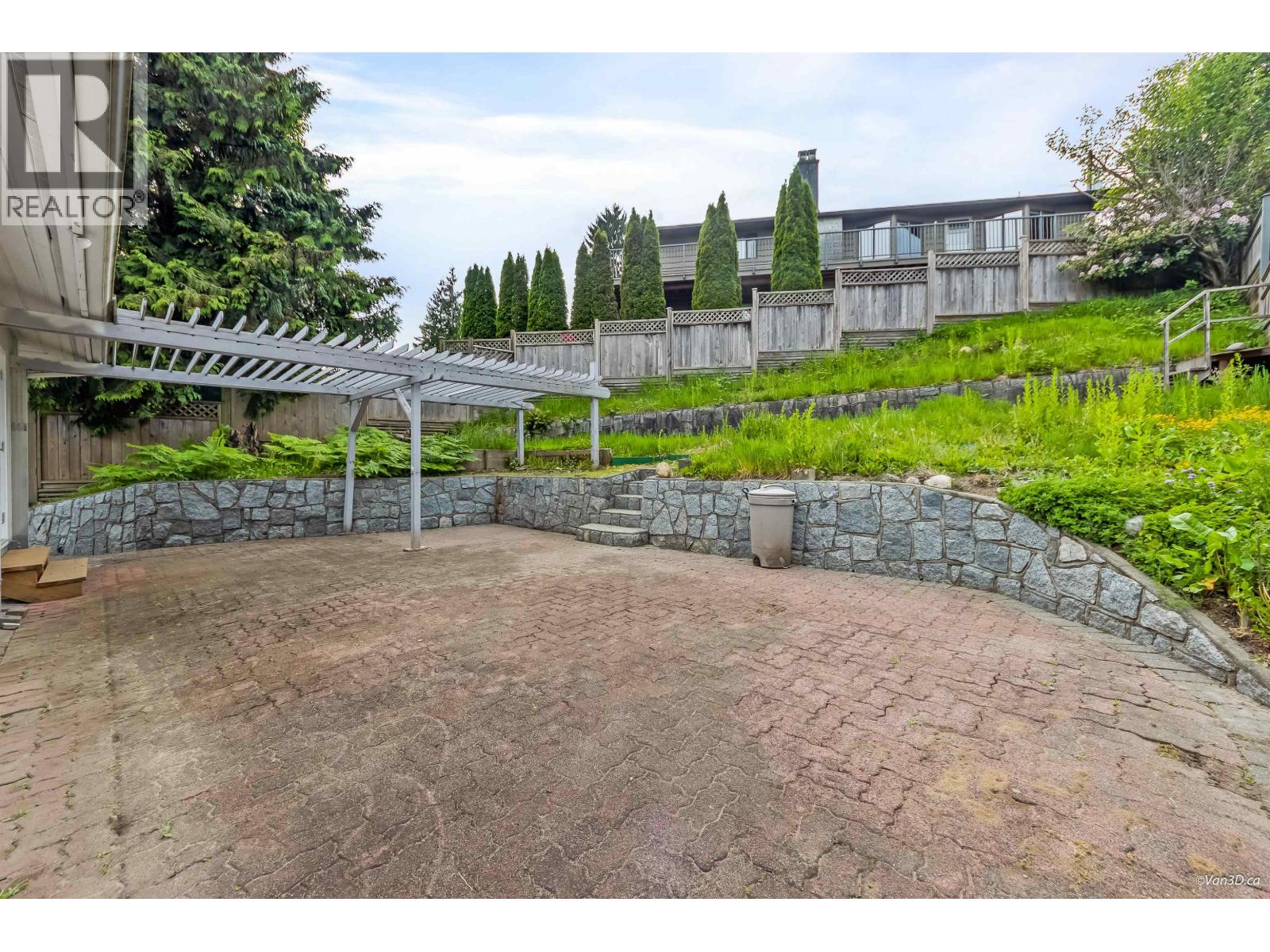 106 WARRICK STREET, Coquitlam