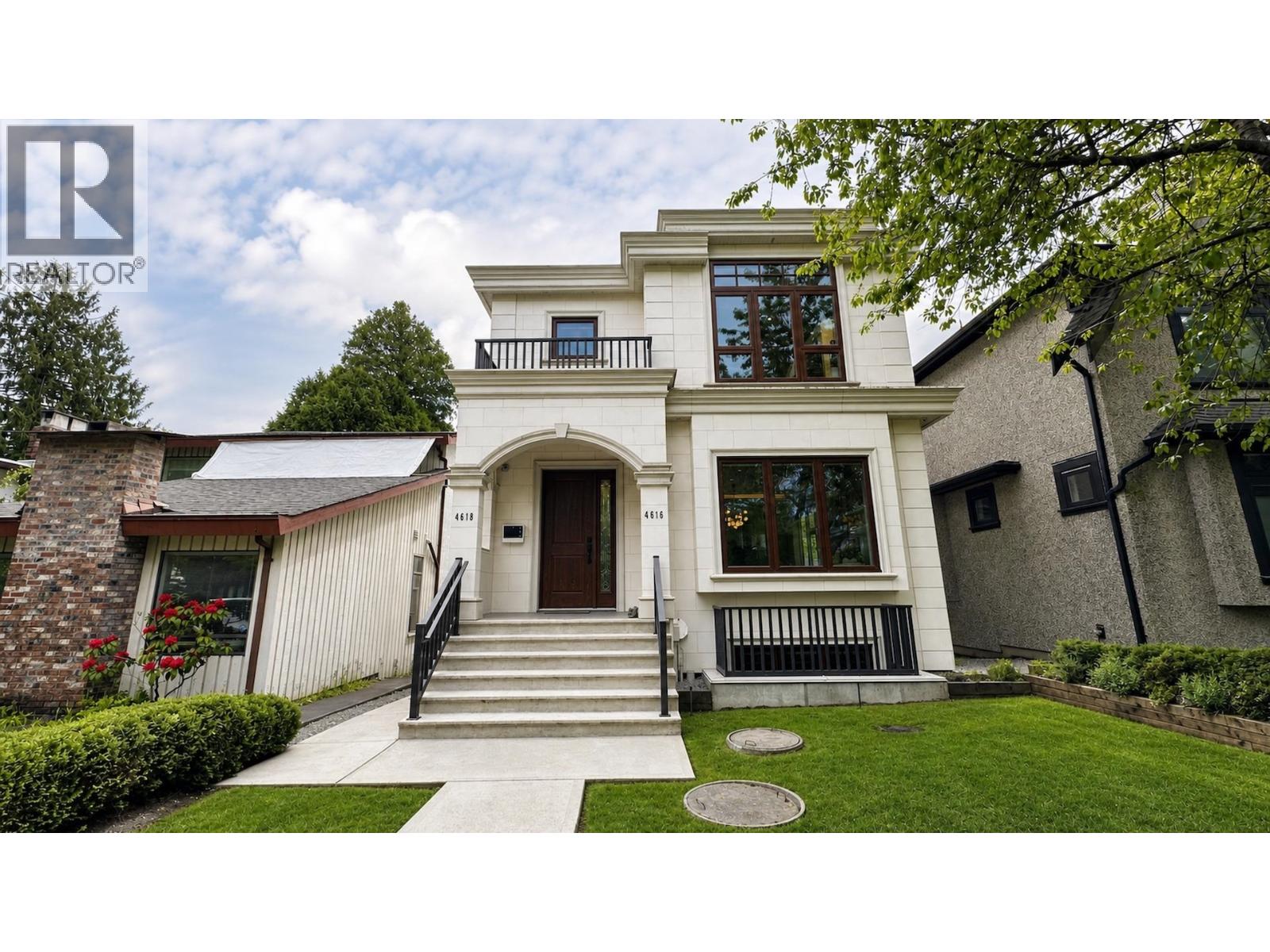 4618 W 8TH AVENUE, Vancouver
