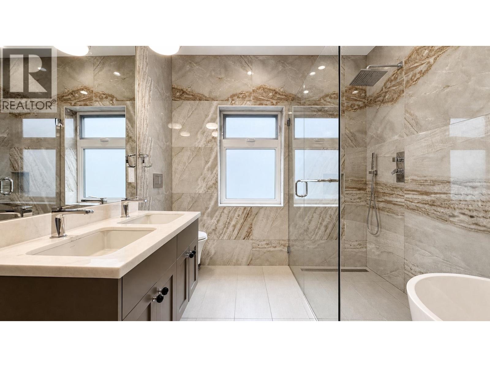 4618 W 8TH AVENUE, Vancouver