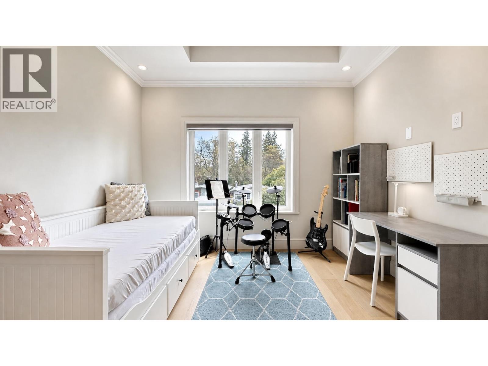 4618 W 8TH AVENUE, Vancouver
