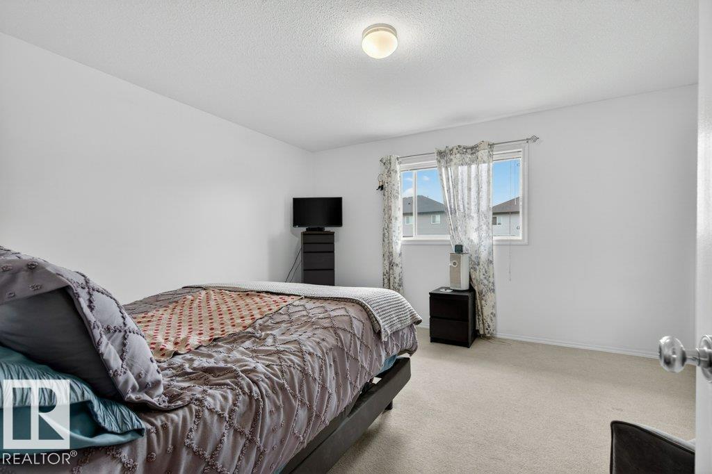 13956 137 ST NW - 18