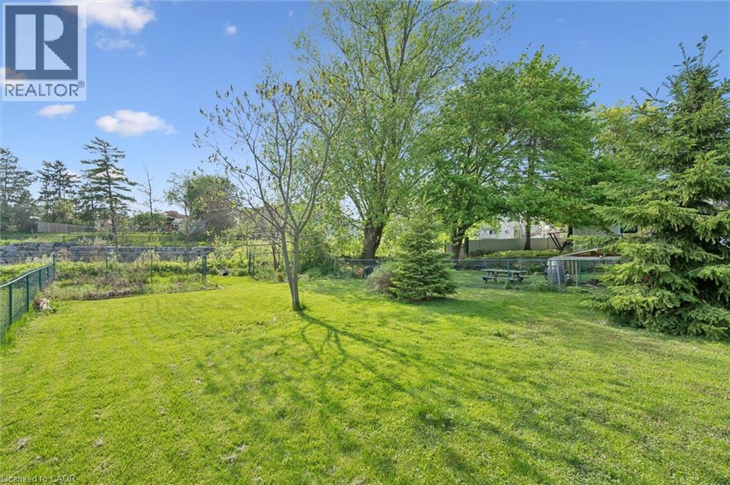 441 HIGHLAND Road E, Kitchener, Ontario, N2M3W8 — Photo 8