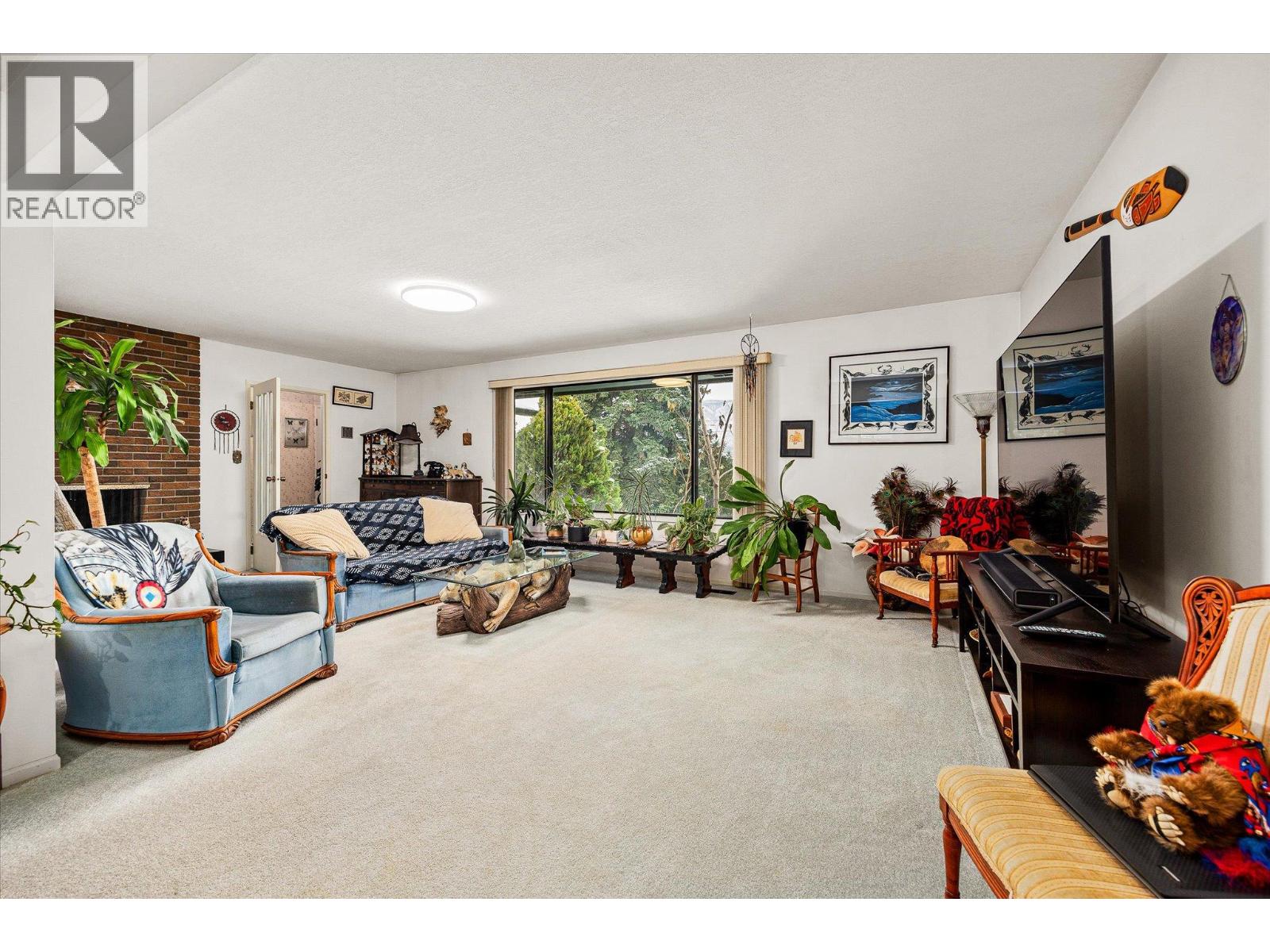 2425 Collingwood Road - 10
