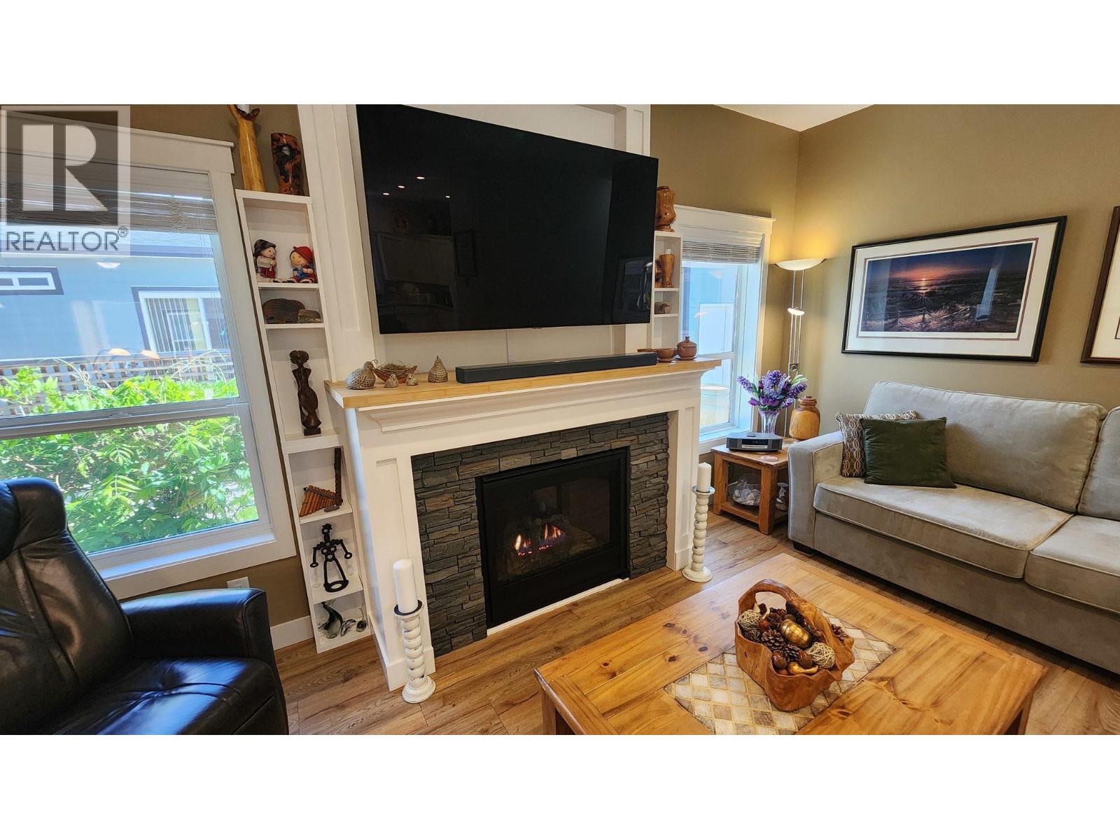 8300 GALLAGHER LAKE FRONTAGE Road Unit# 108, Oliver