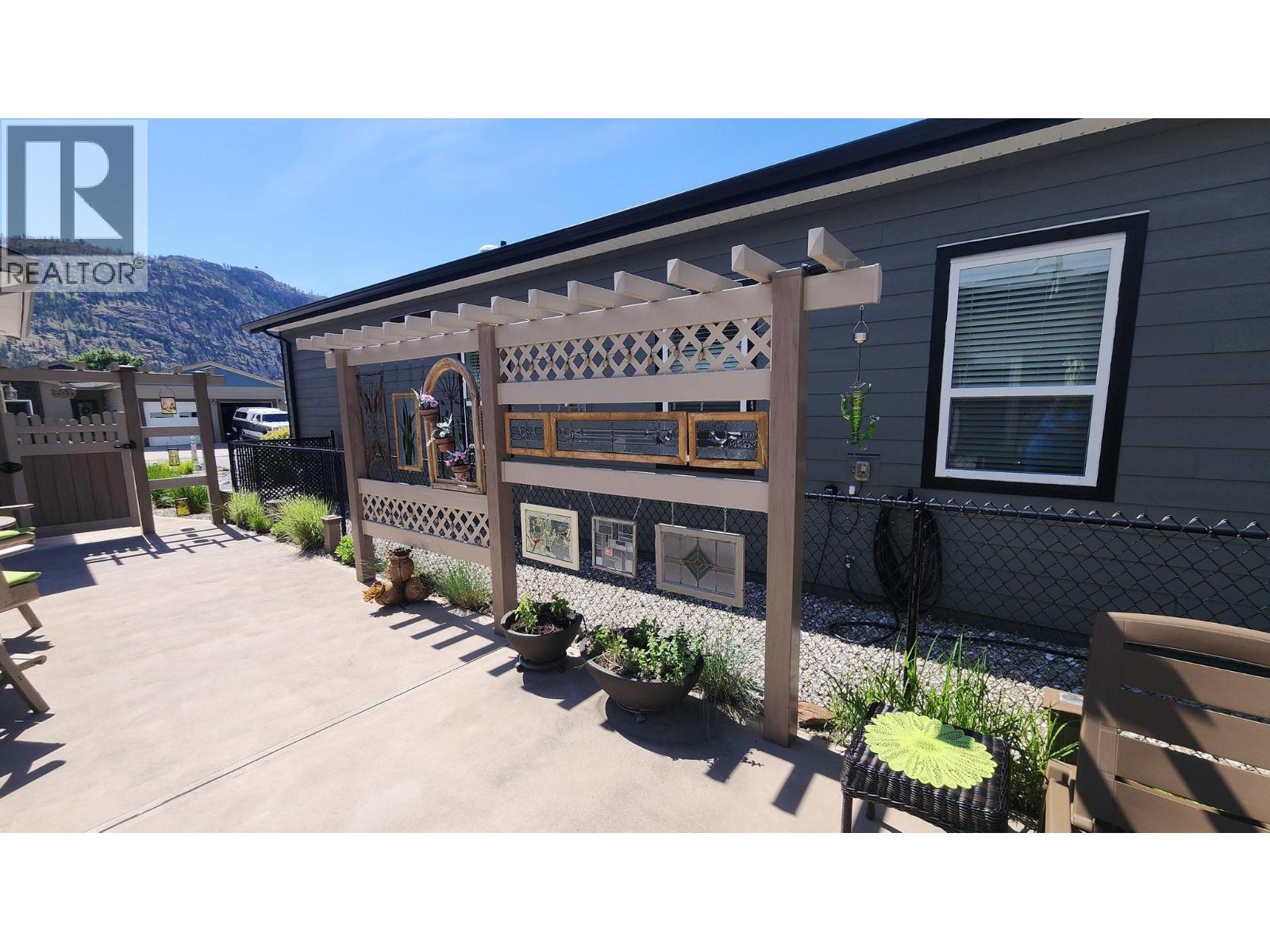 8300 GALLAGHER LAKE FRONTAGE Road Unit# 108, Oliver