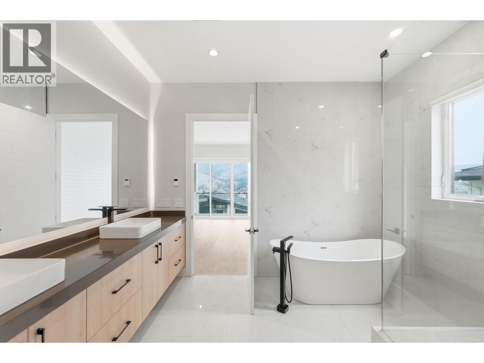973 Loseth Drive, Kelowna