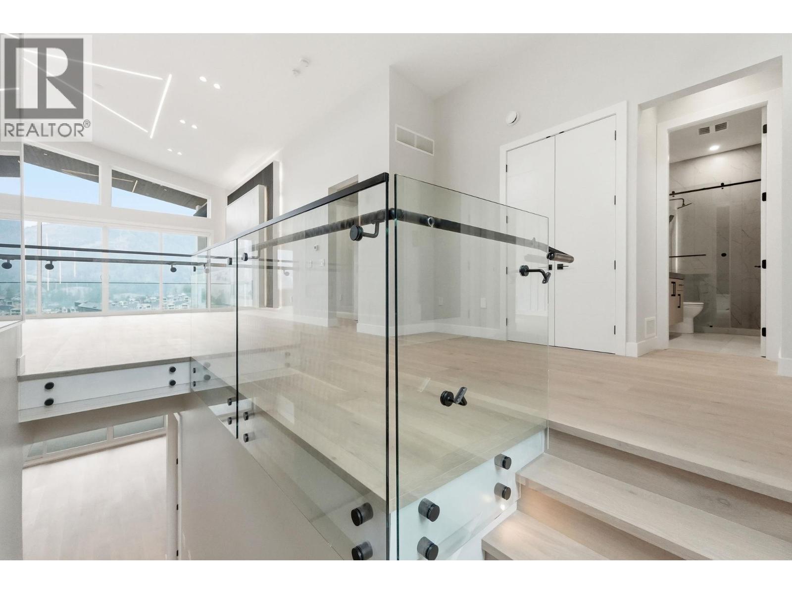 973 Loseth Drive, Kelowna