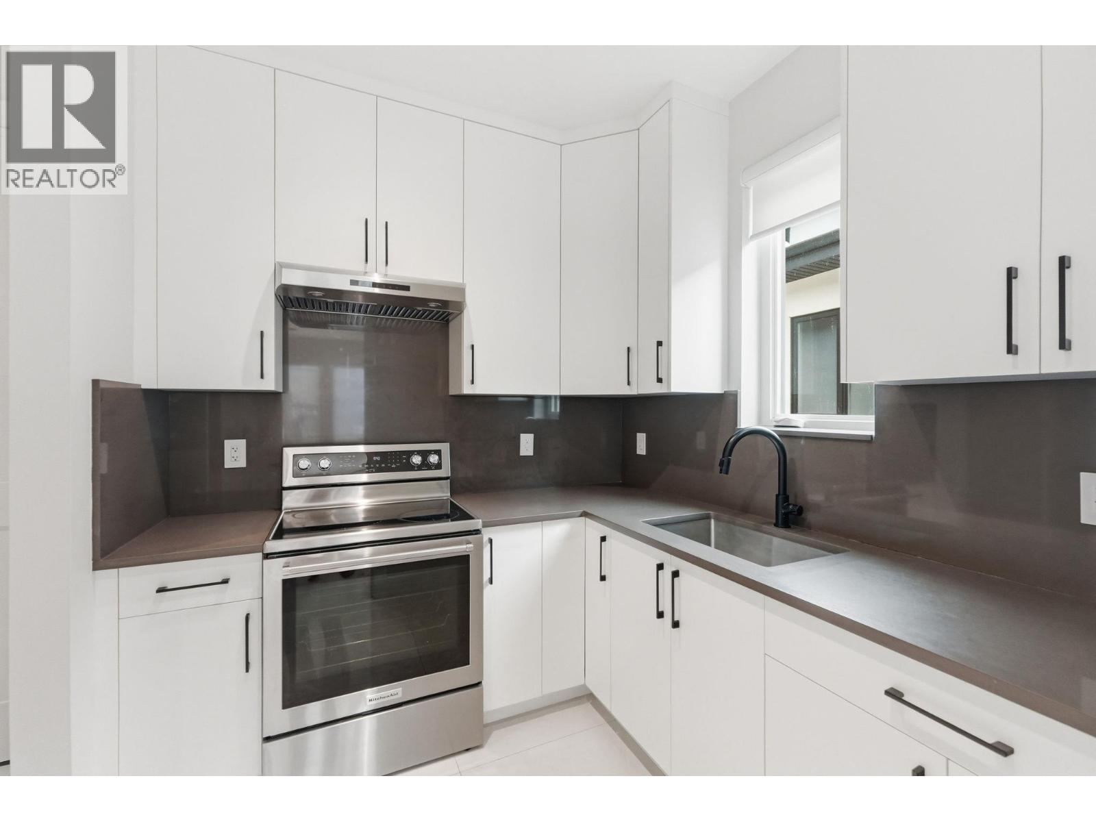 973 Loseth Drive, Kelowna