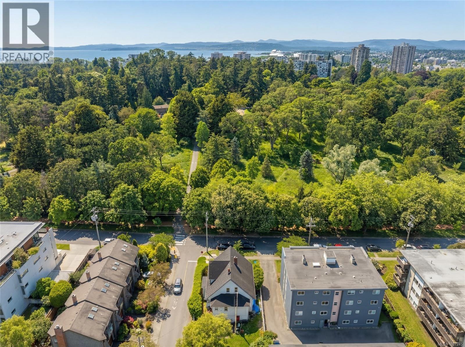  980 Heywood Avenue, Victoria