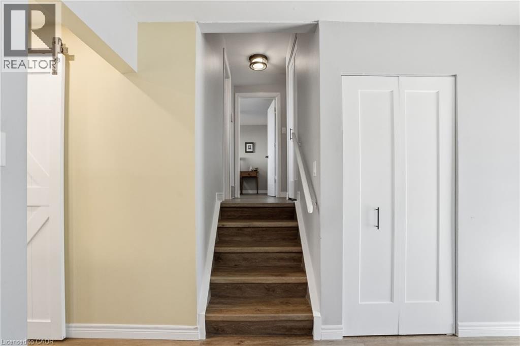 66 PURNELL Drive - 18