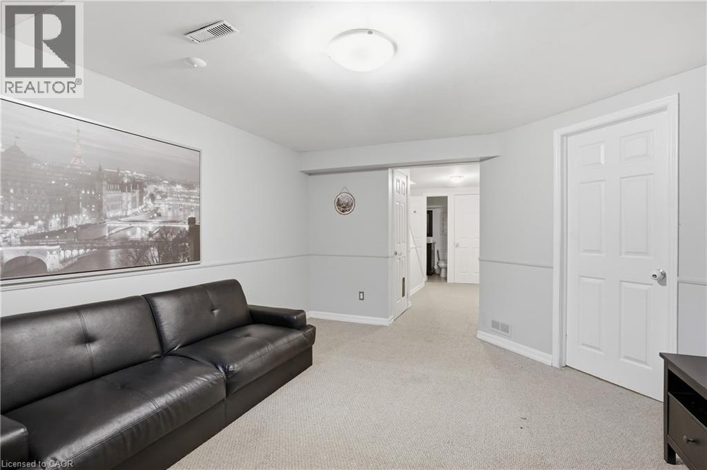 #6 79 BRAEHEID Avenue - 27