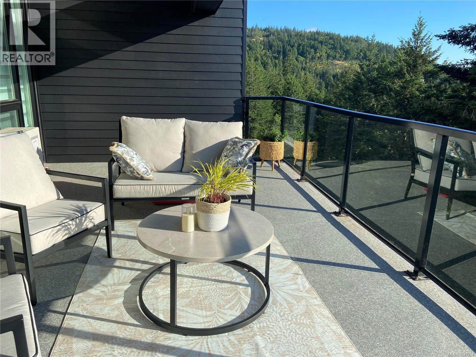 #314 2341 Bear Mountain Pkwy - 23