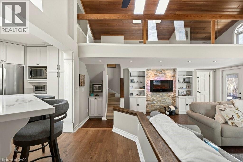 2119 PAISLEY Avenue - 16