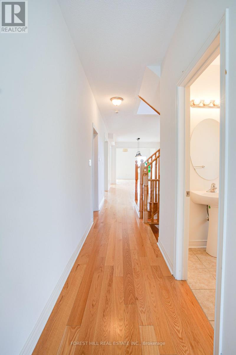 187 ARMSTRONG CRESCENT - 18