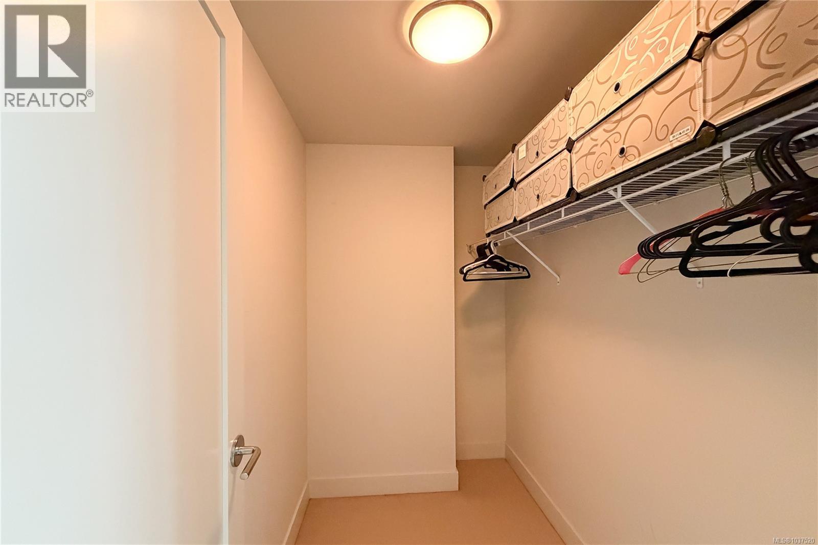 PH2 365 Waterfront Crescent, Victoria