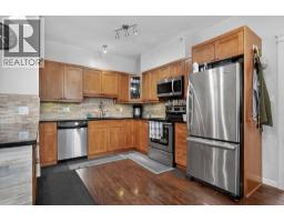 404 22858 Lougheed Highway, Maple Ridge, BC V2X2V6 Photo 11