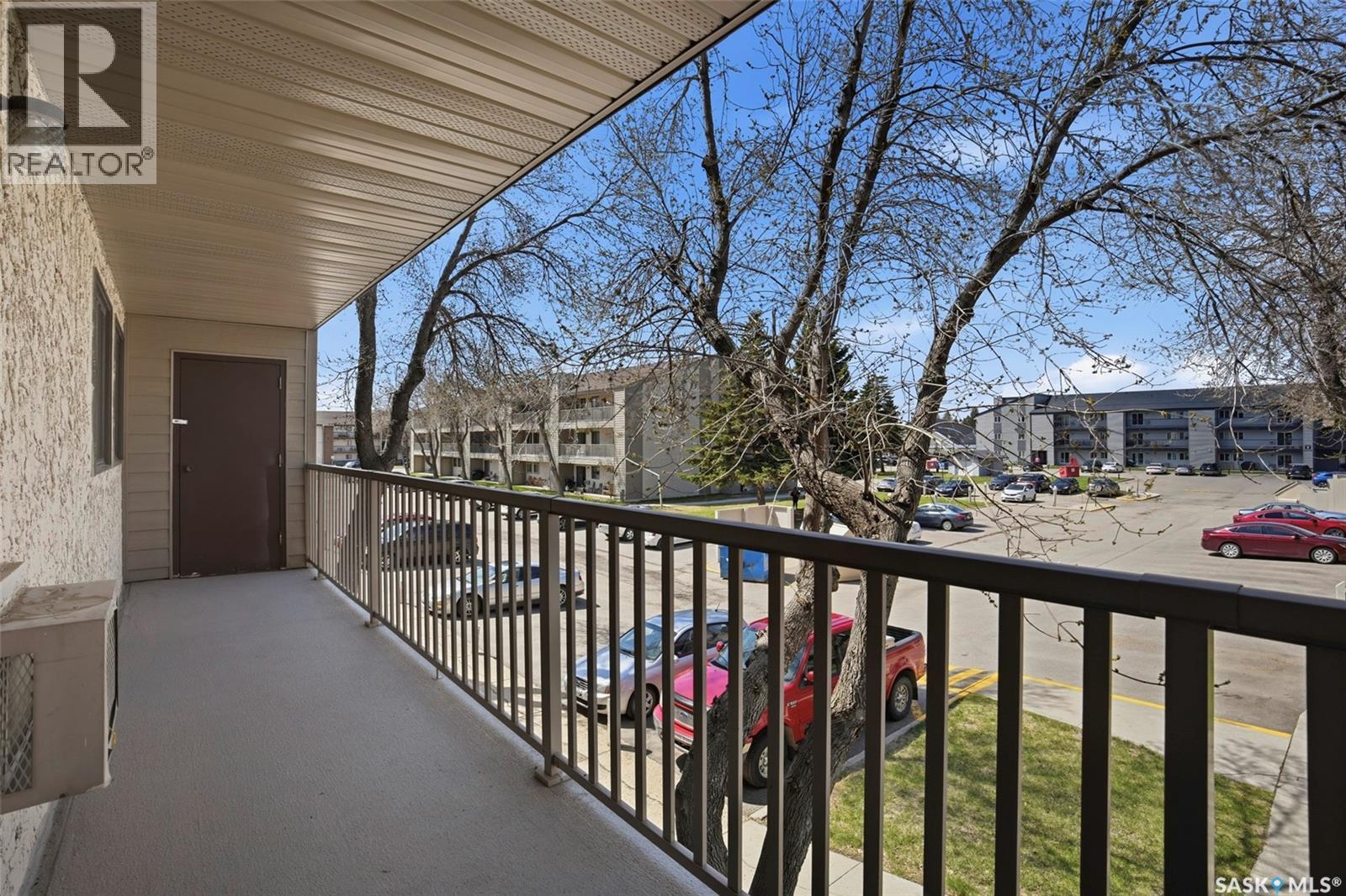 #214 207C Tait PLACE - 15
